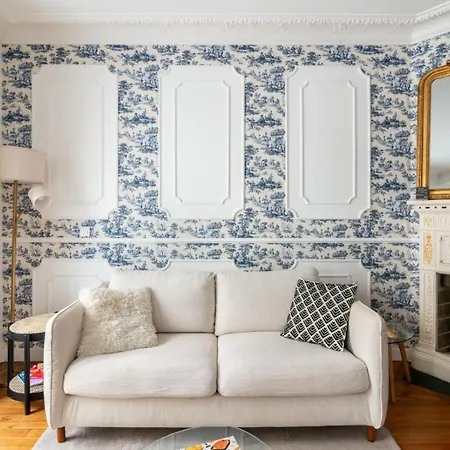 Charming Parisian Flat Near Eiffel Tower Appartamento Parigi